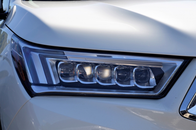 concession-LE PRADET-min_acura-headlamp-2834131